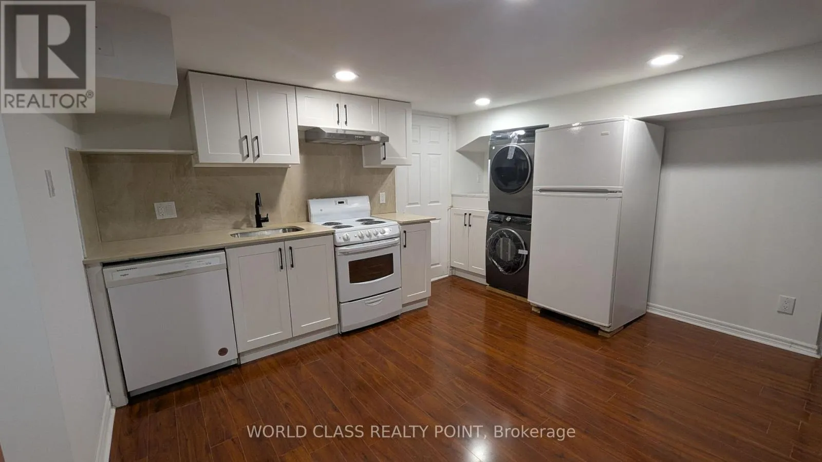 House for rent: 230 Alsace Road, Richmond Hill, Ontario L4C 2W8