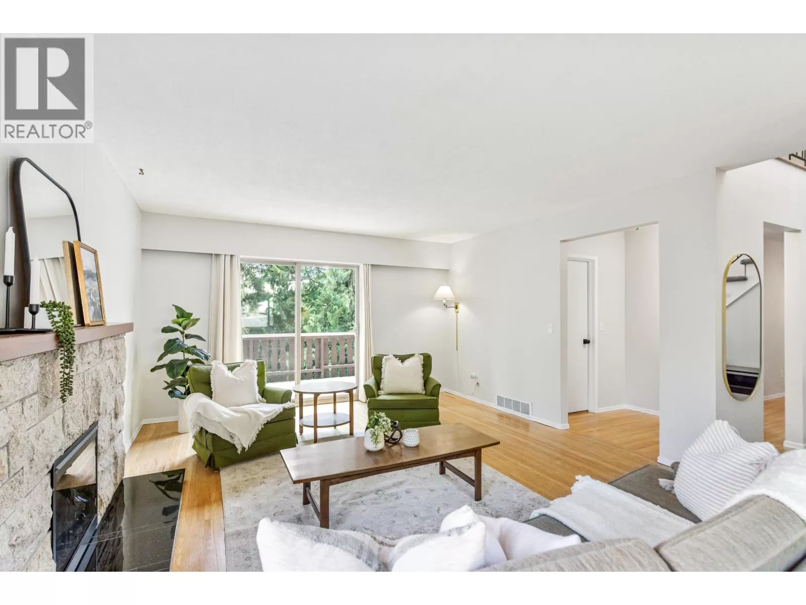 House for rent: 230 Harvard Drive, Port Moody, British Columbia V3H 1S8