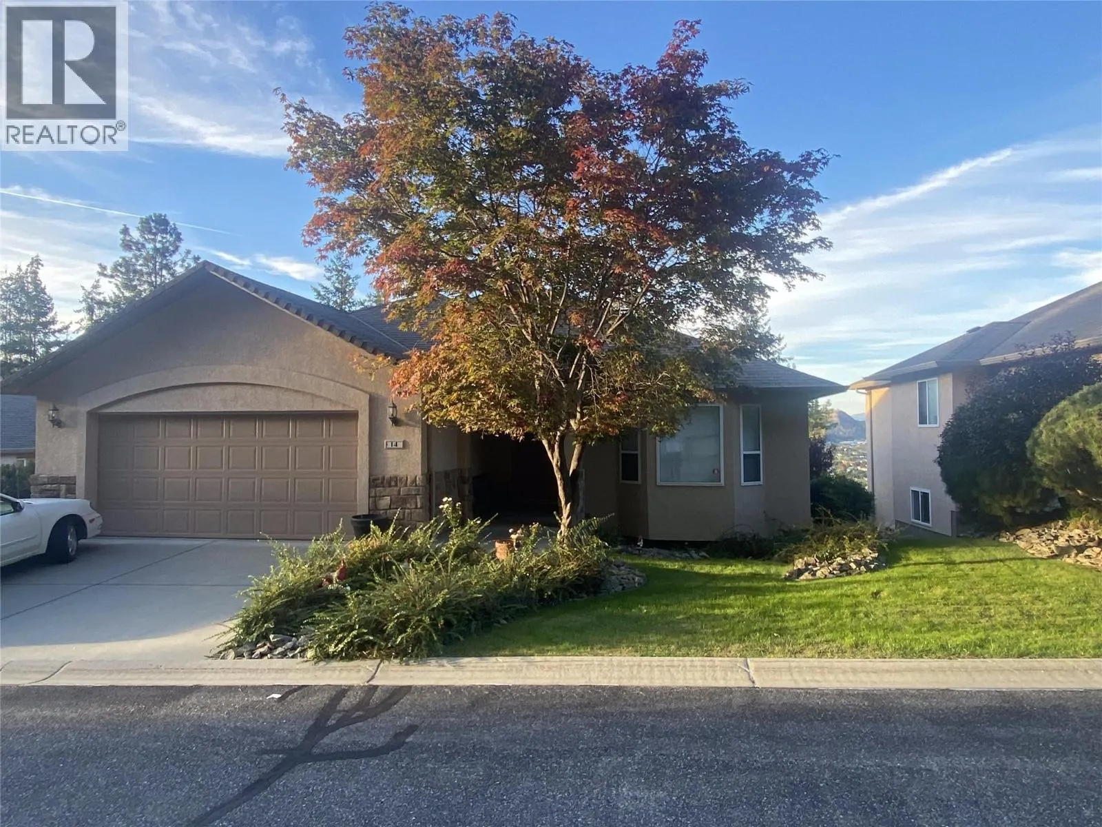 House for rent: 2300 Silver Place Unit# 14, Kelowna, British Columbia V1V 2L5