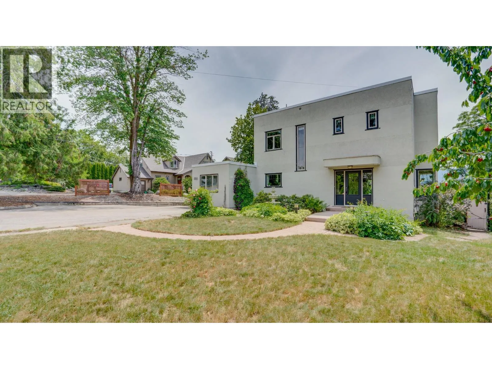 House for rent: 2302 23 Avenue, Vernon, British Columbia V1T 1J7