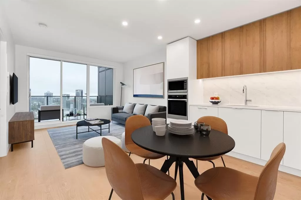 Apartment for rent: 2303 13359 Old Yale Road, Surrey, British Columbia V3T 0S4