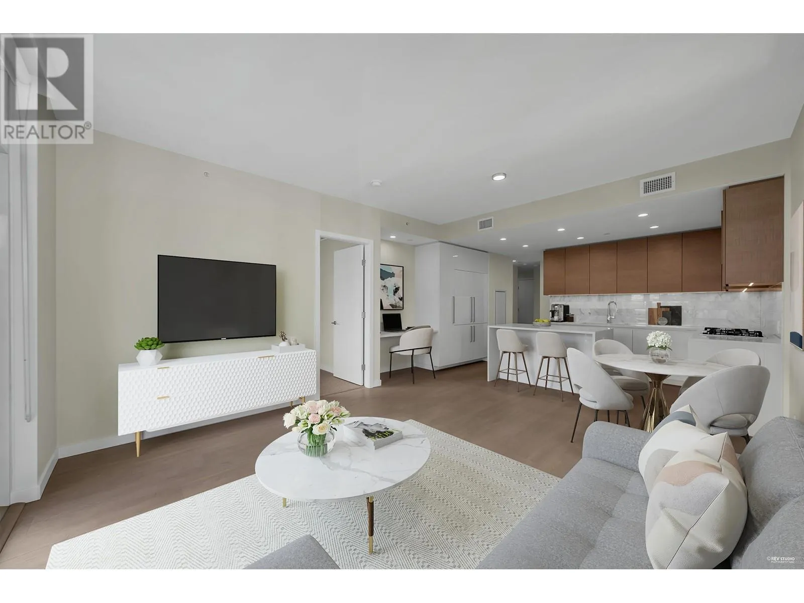 Apartment for rent: 2308 2186 Gilmore Avenue, Burnaby, British Columbia V5C 0N7