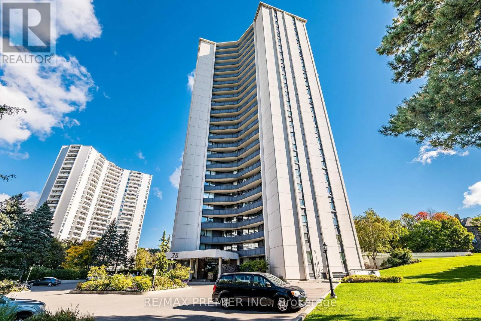 Apartment for rent: 2308 - 75 Graydon Hall Drive, Toronto, Ontario M3A 3M5