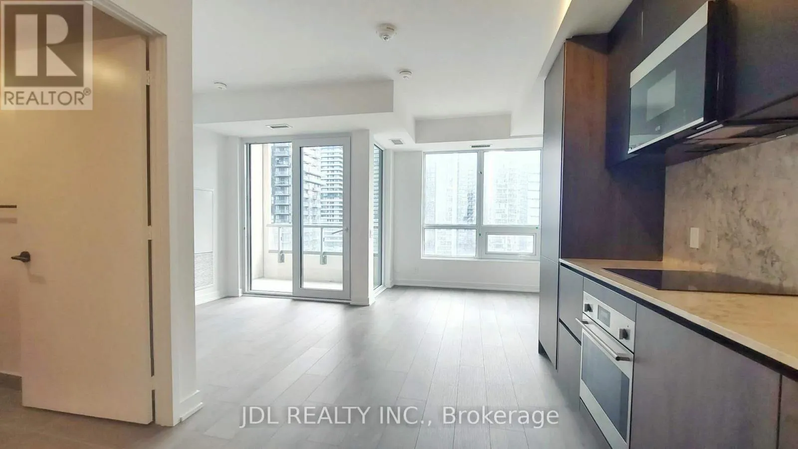 Apartment for rent: 2309 - 108 Peter Street, Toronto, Ontario M5V 2G7