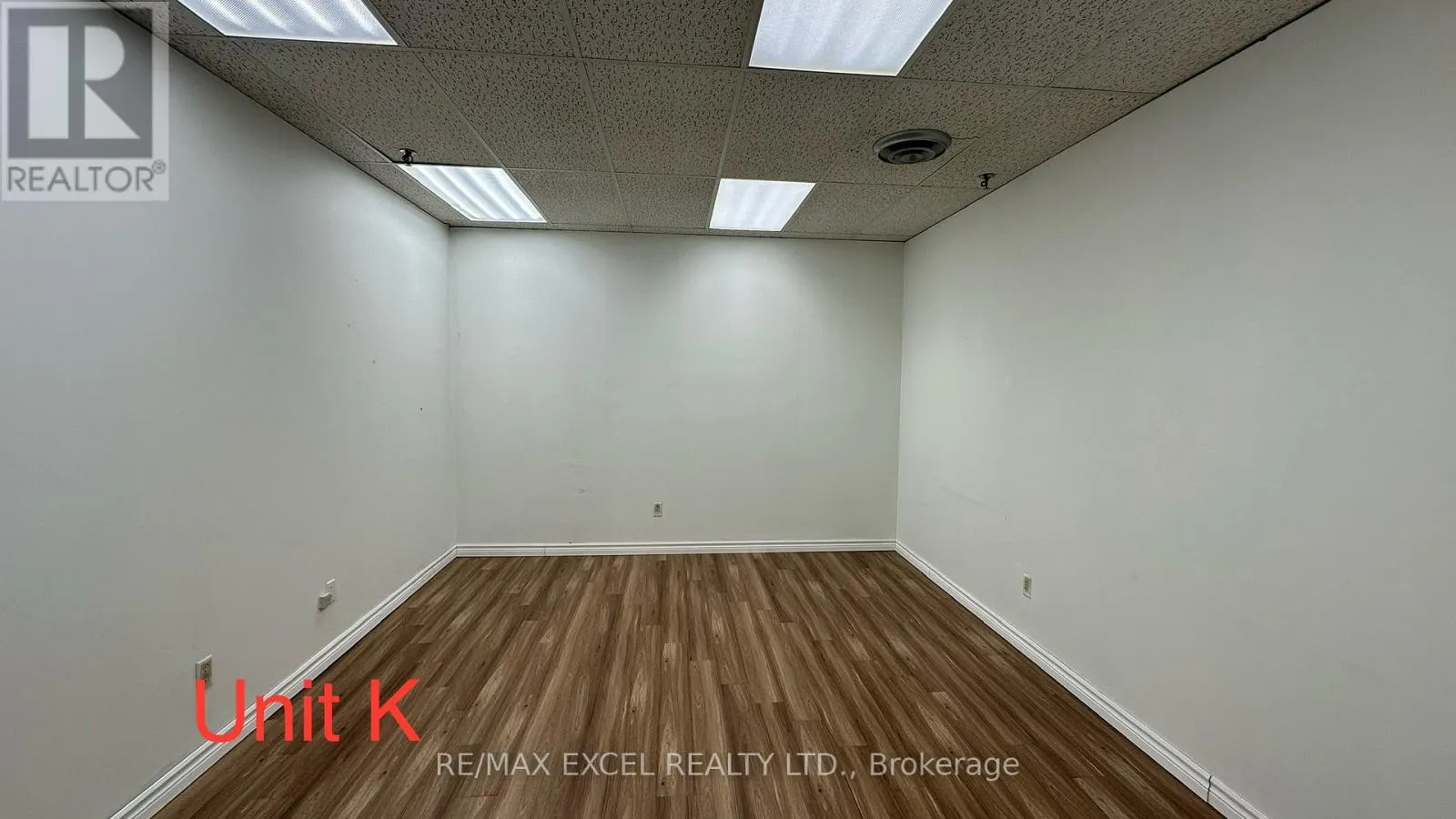 Offices for rent: 230k - 55 Nugget Avenue, Toronto, Ontario M1S 3L1