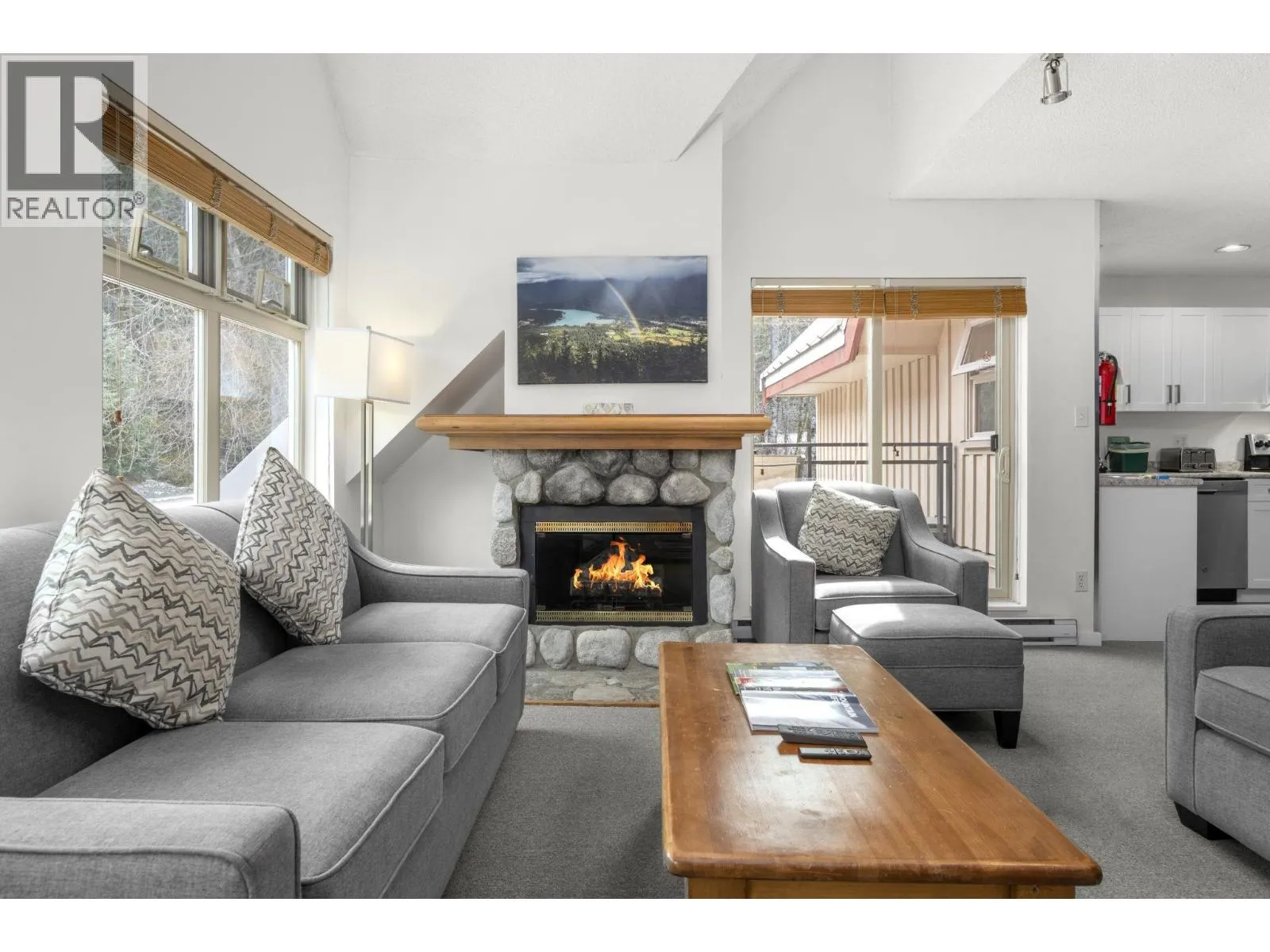 Apartment for rent: 231 W51 2050 Lake Placid Road, Whistler, British Columbia V8E 0B6