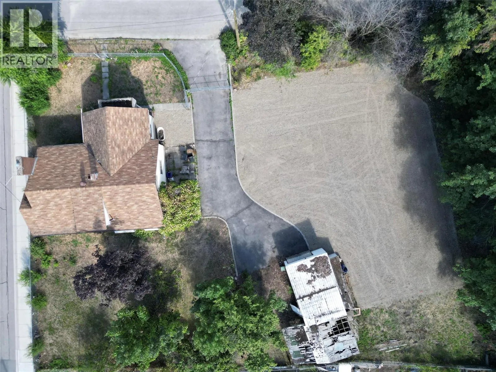 House for rent: 2310 34a Street, Vernon, British Columbia V1T 5Z8