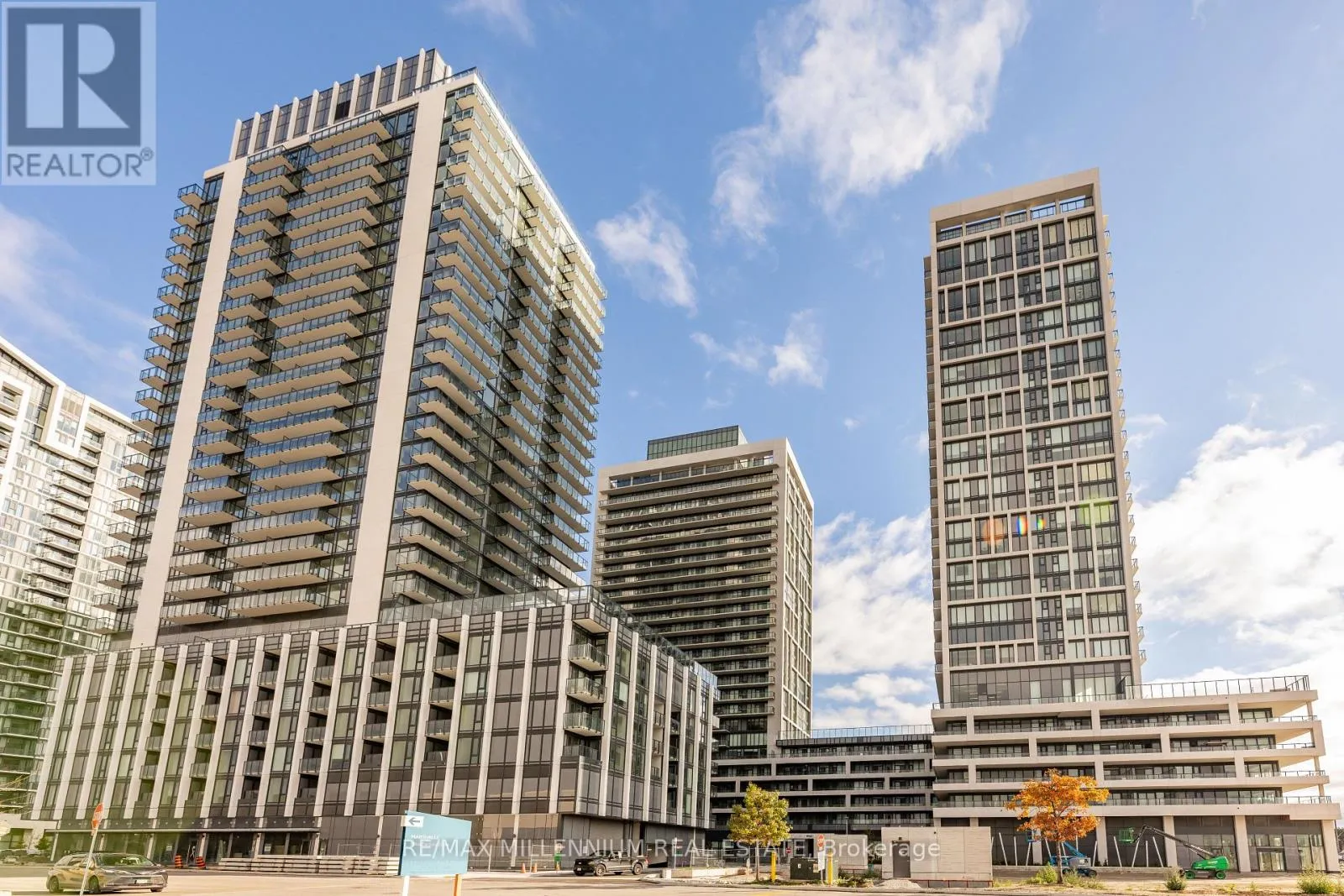 Apartment for rent: 2310 - 8960 Jane Street, Vaughan, Ontario L4L 0N9