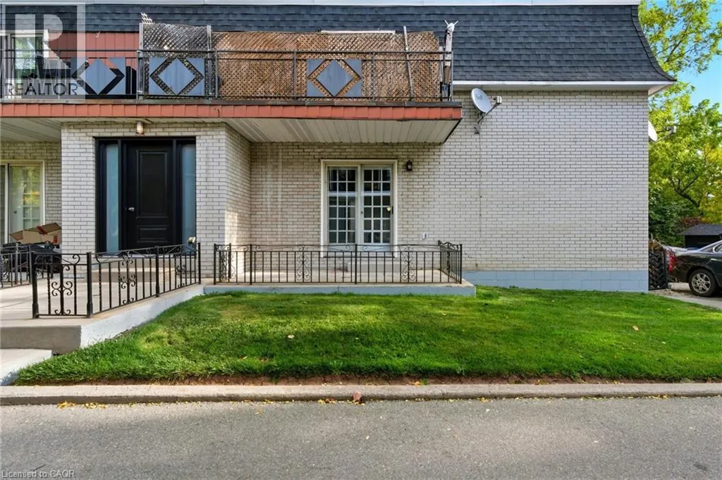 Apartment for rent: 2312 Hixon Street Unit# 2, Oakville, Ontario L6L 1T4