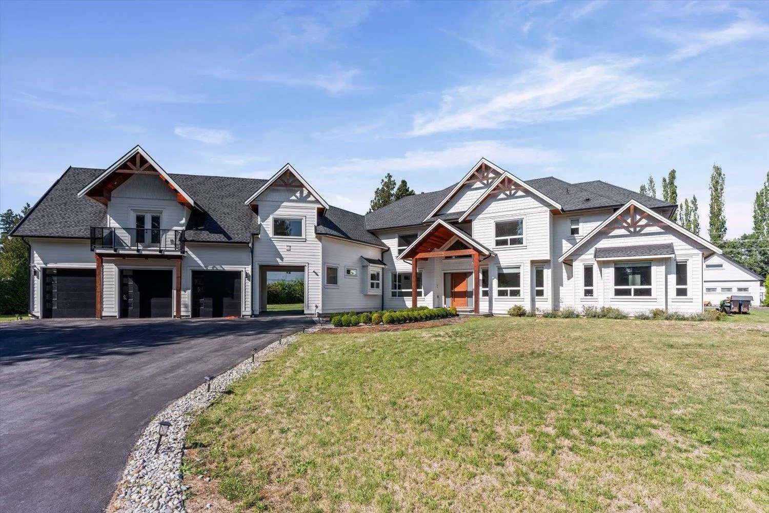 House for rent: 23127 75 Avenue, Langley, British Columbia V1M 3S1