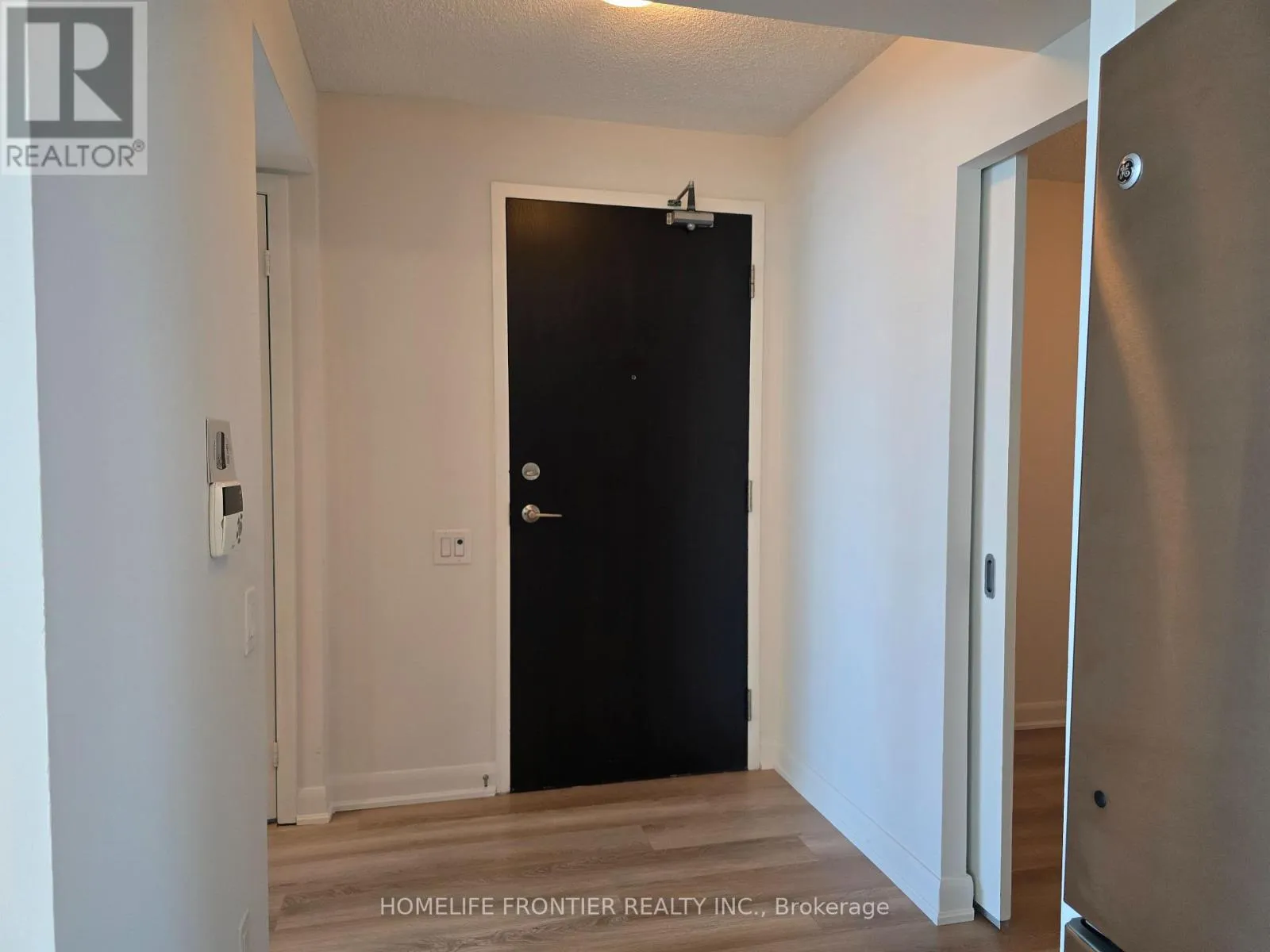 Apartment for rent: 2315 - 17 Anndale Drive, Toronto, Ontario M2N 2W7