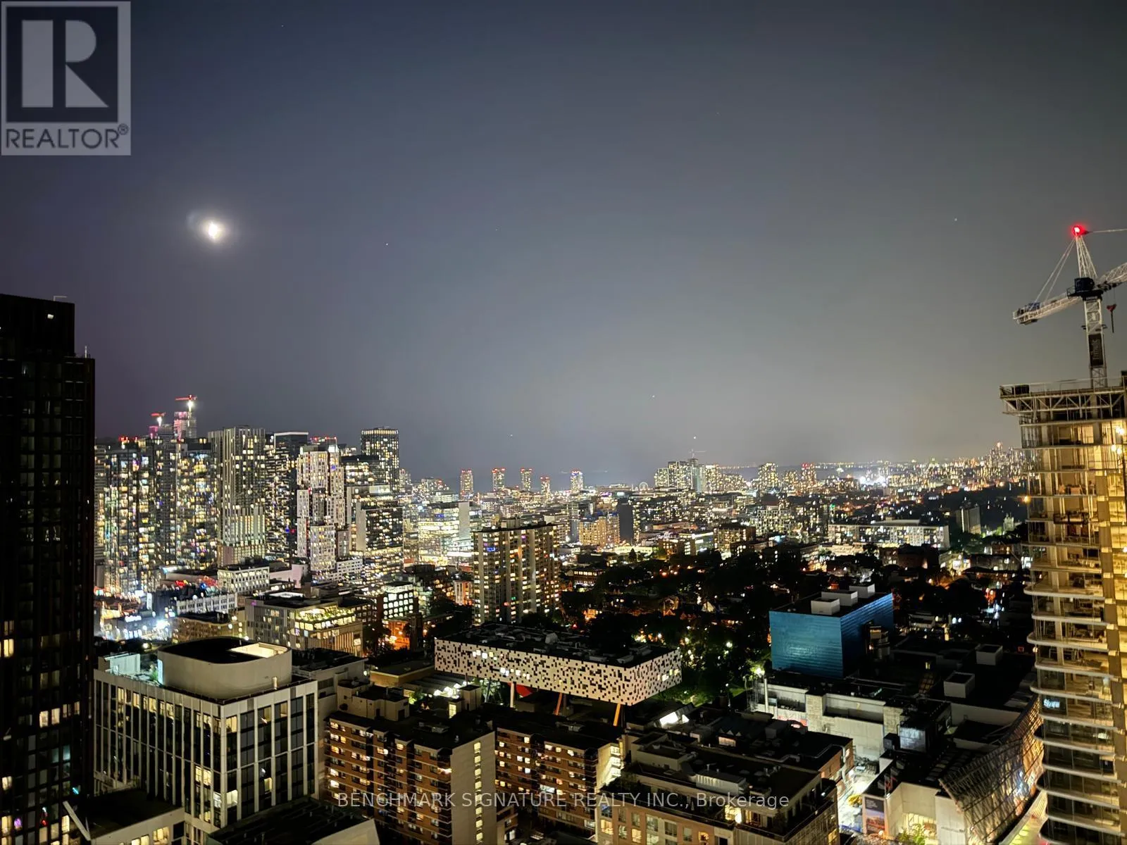 Apartment for rent: 2315 - 488 University Avenue, Toronto, Ontario M5G 0C1