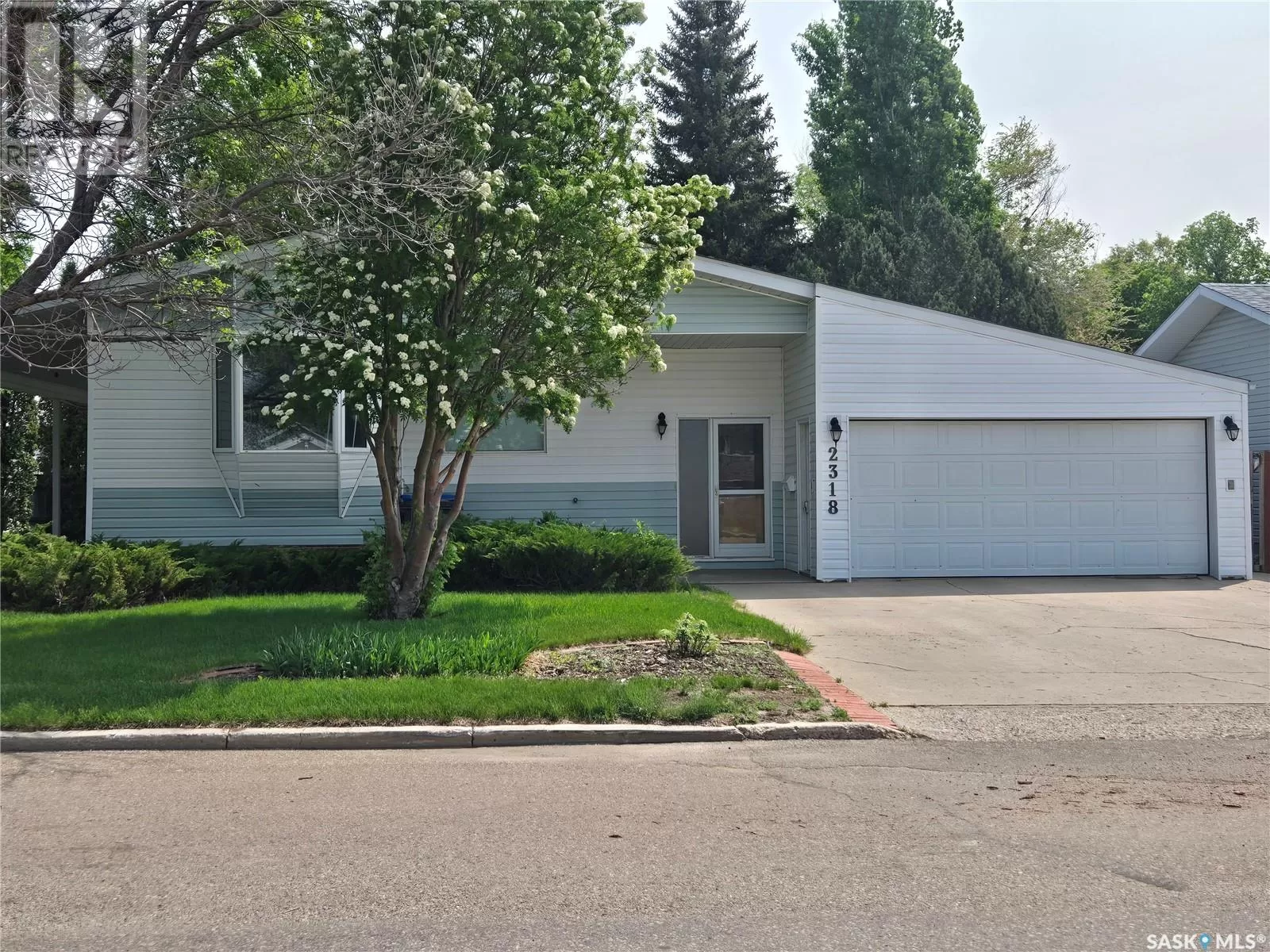 House for rent: 2318 Victory Road, Estevan, Saskatchewan S4A 1Y4