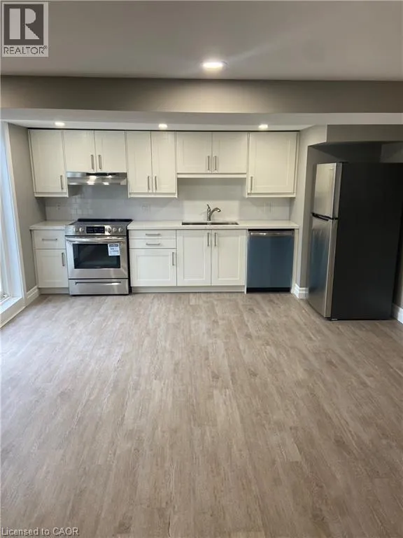 House for rent: 232 Eaglewood Drive Unit# 2, Hamilton, Ontario L8W 1S9