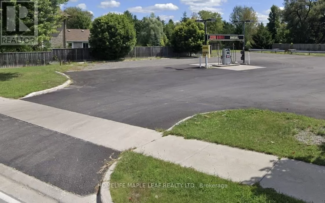 232 John Street, Kawartha Lakes, Ontario L0A 1K0