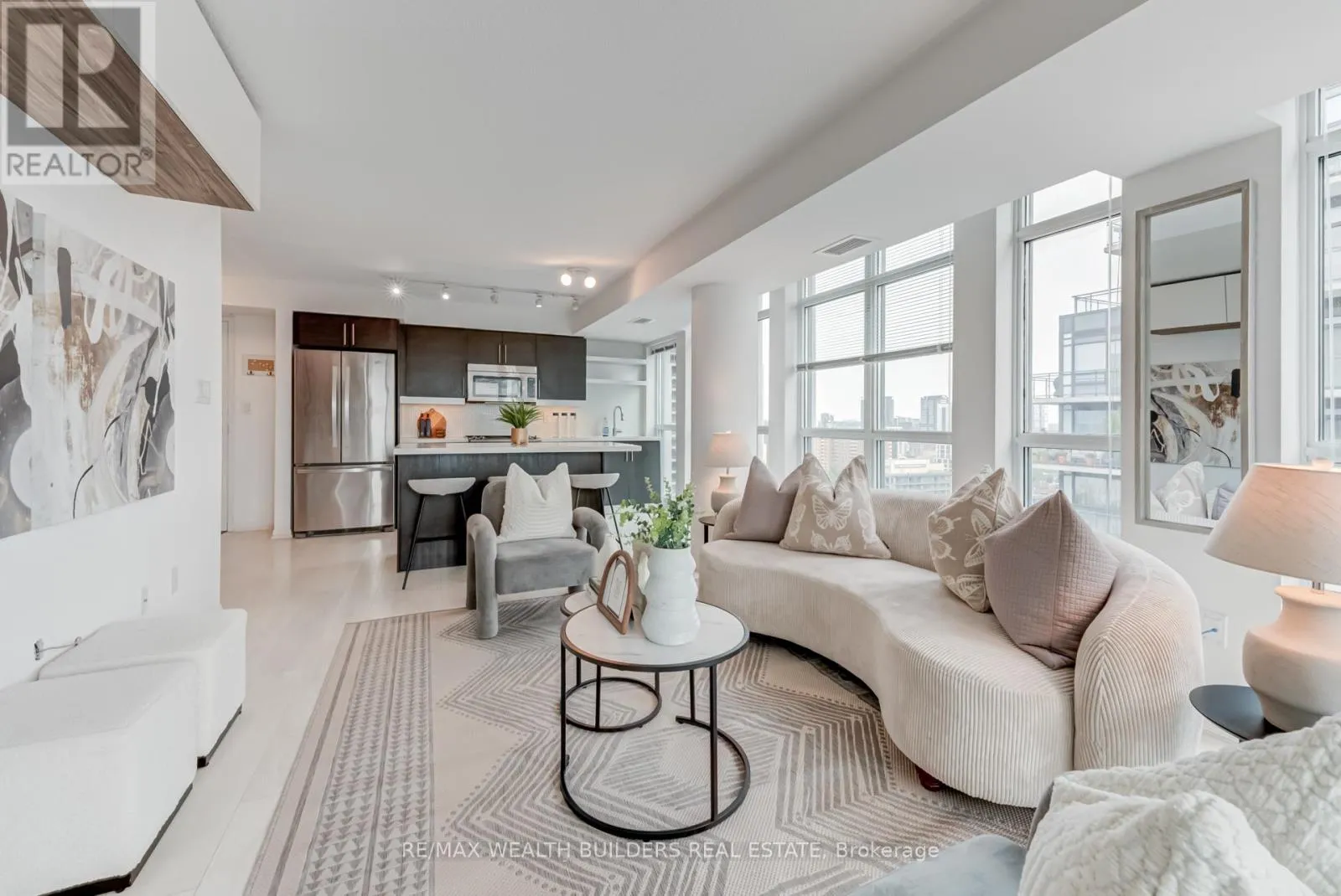 Apartment for rent: 2322 - 400 Adelaide Street E, Toronto, Ontario M5A 4S3