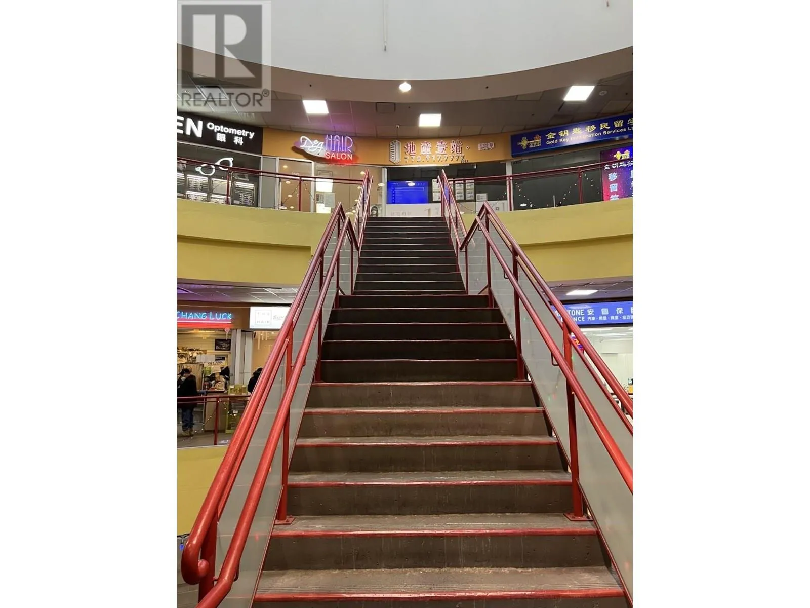 2322 4500 Kingsway, Burnaby, British Columbia V5H 2A9