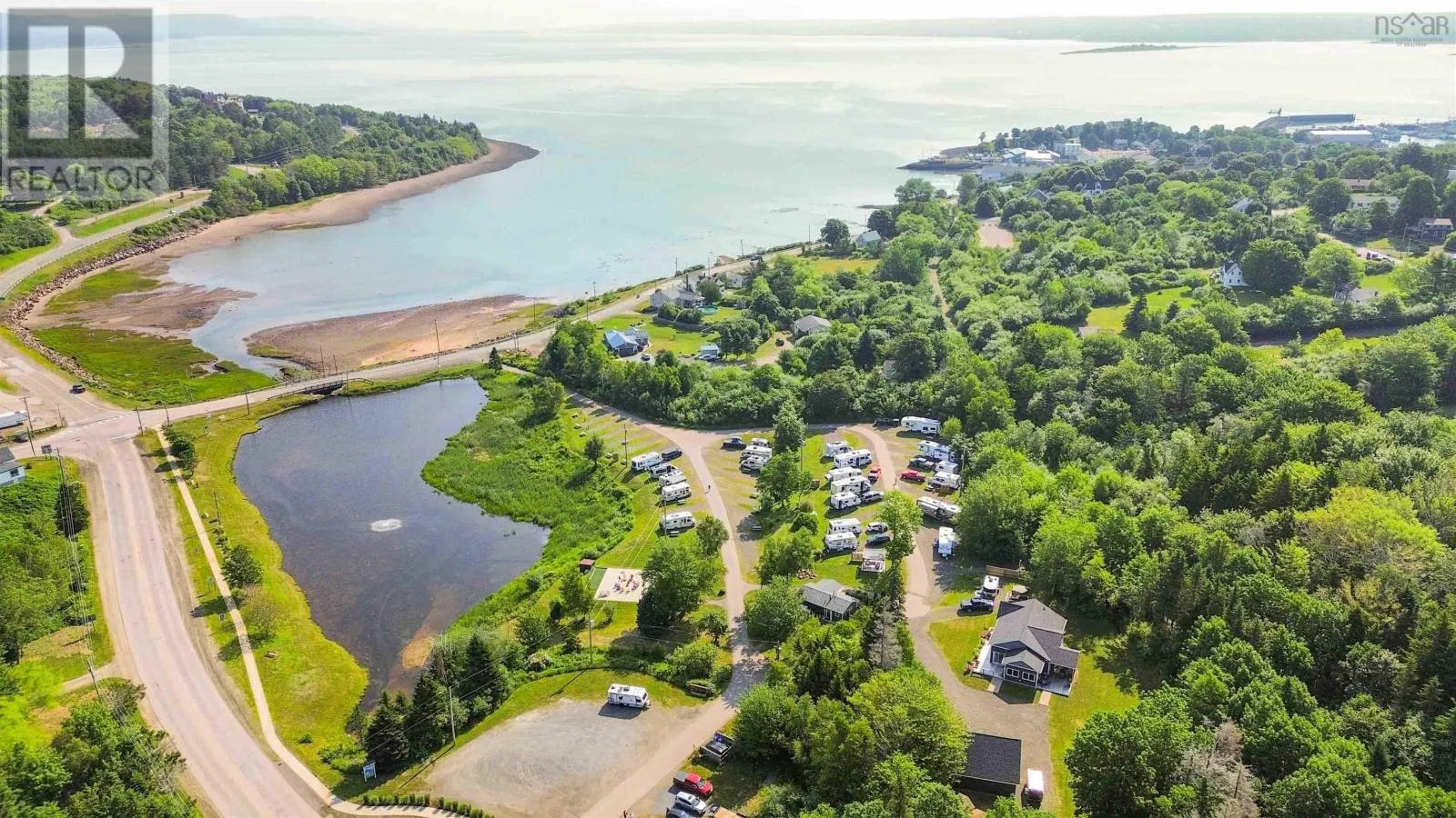 232/236 Victoria Street, Digby, Nova Scotia B0V 1A0