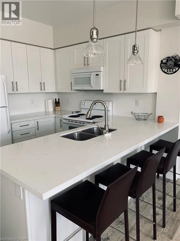 Row / Townhouse for rent: 2326 Taunton Road Unit# 306, Oakville, Ontario L6H 0L3