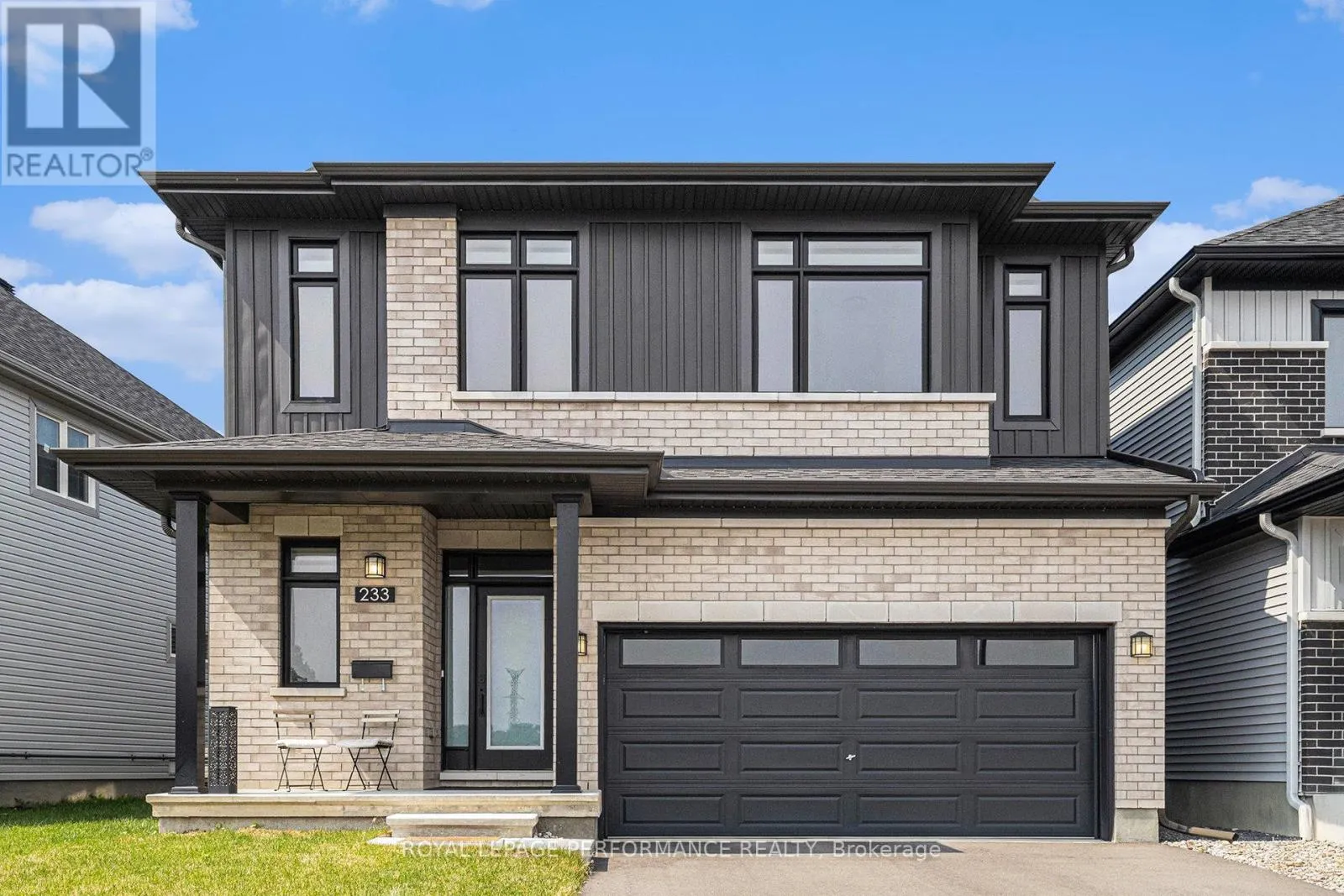 House for rent: 233 Beaugency Street, Ottawa, Ontario K1W 0T2