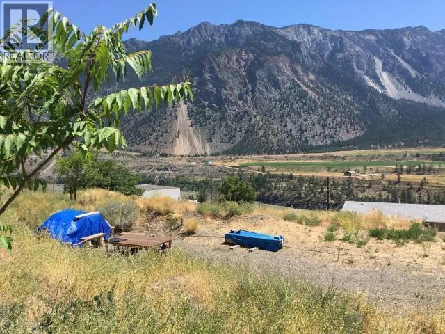 Other for rent: 233 Hillcrest Drive, Lillooet, British Columbia V0K 1V0