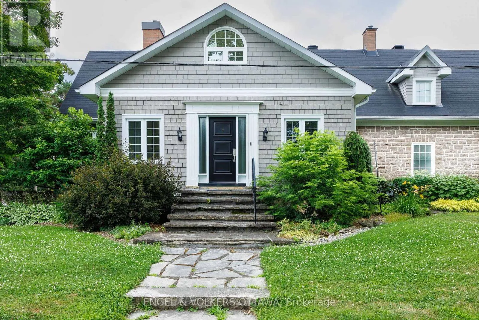 House for rent: 233 Strathburn Street, Mississippi Mills, Ontario K0A 1A0