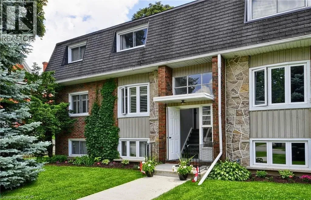 Apartment for rent: 233 Westminster Drive S Unit# 14, Cambridge, Ontario N3H 1T2