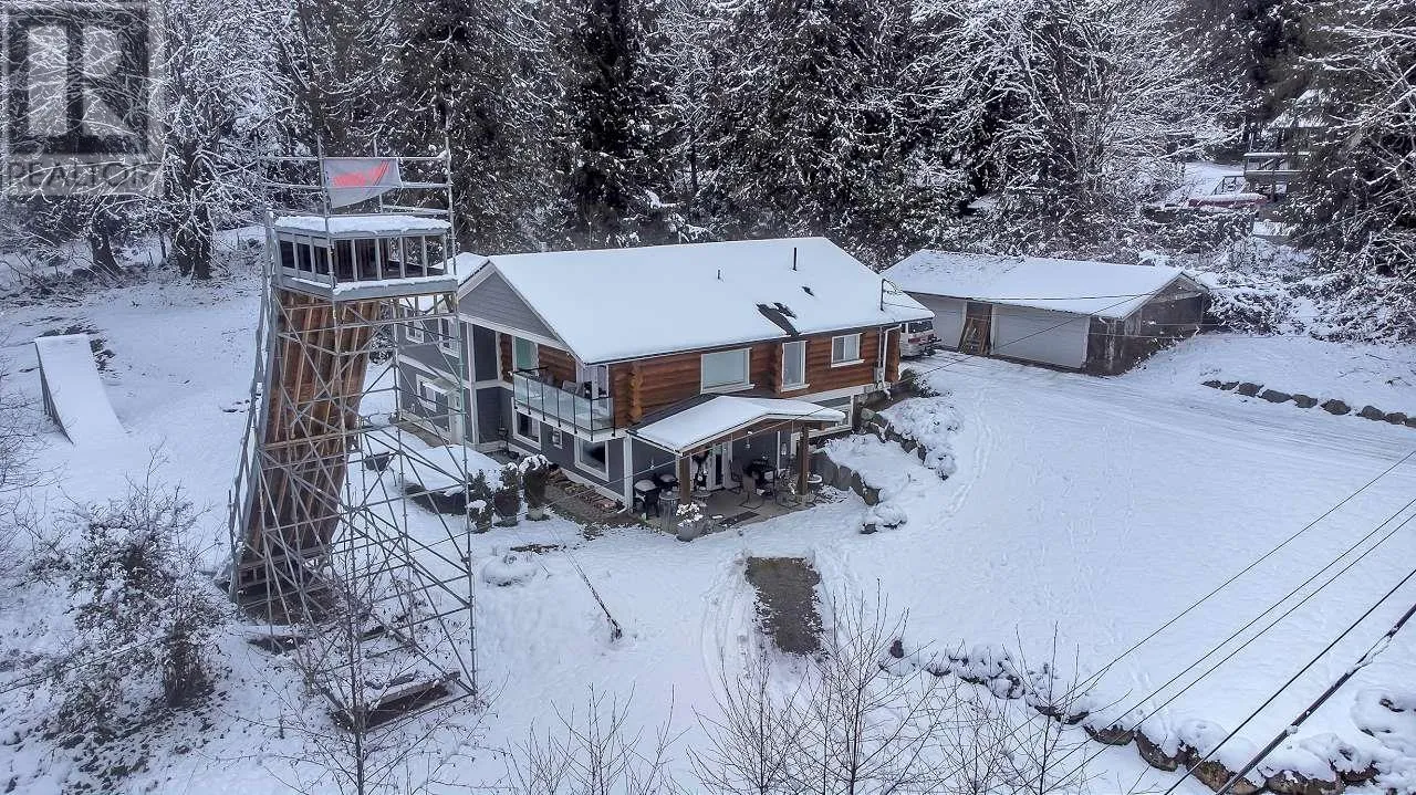 House for rent: 23369 141 Avenue, Maple Ridge, British Columbia V4R 2R4