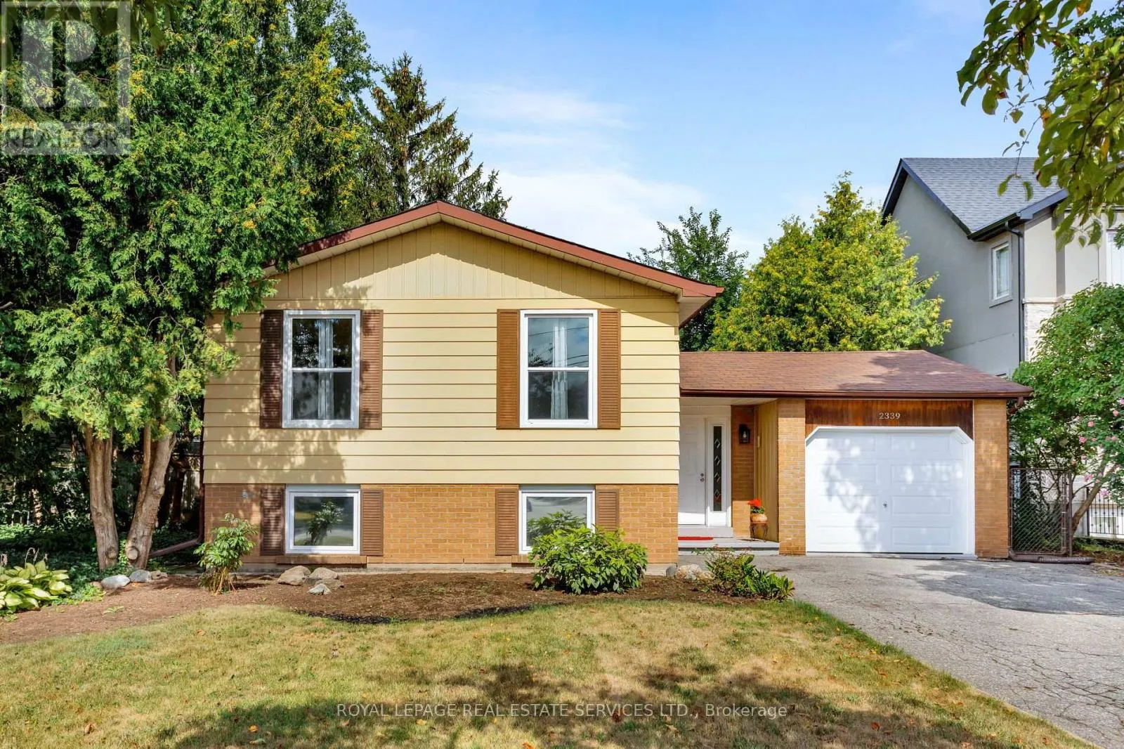 House for rent: 2339 Hixon Street, Oakville, Ontario L6L 1T7