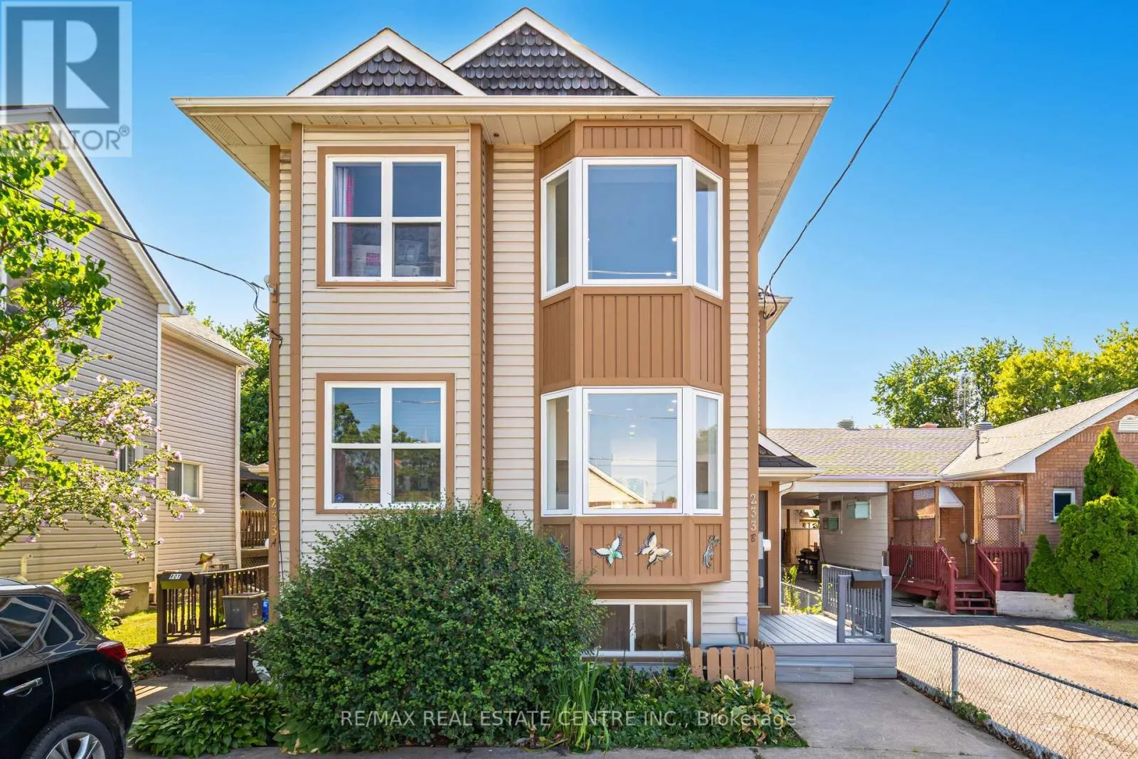 House for rent: 233b Vine Street, St. Catharines, Ontario L2M 4S9