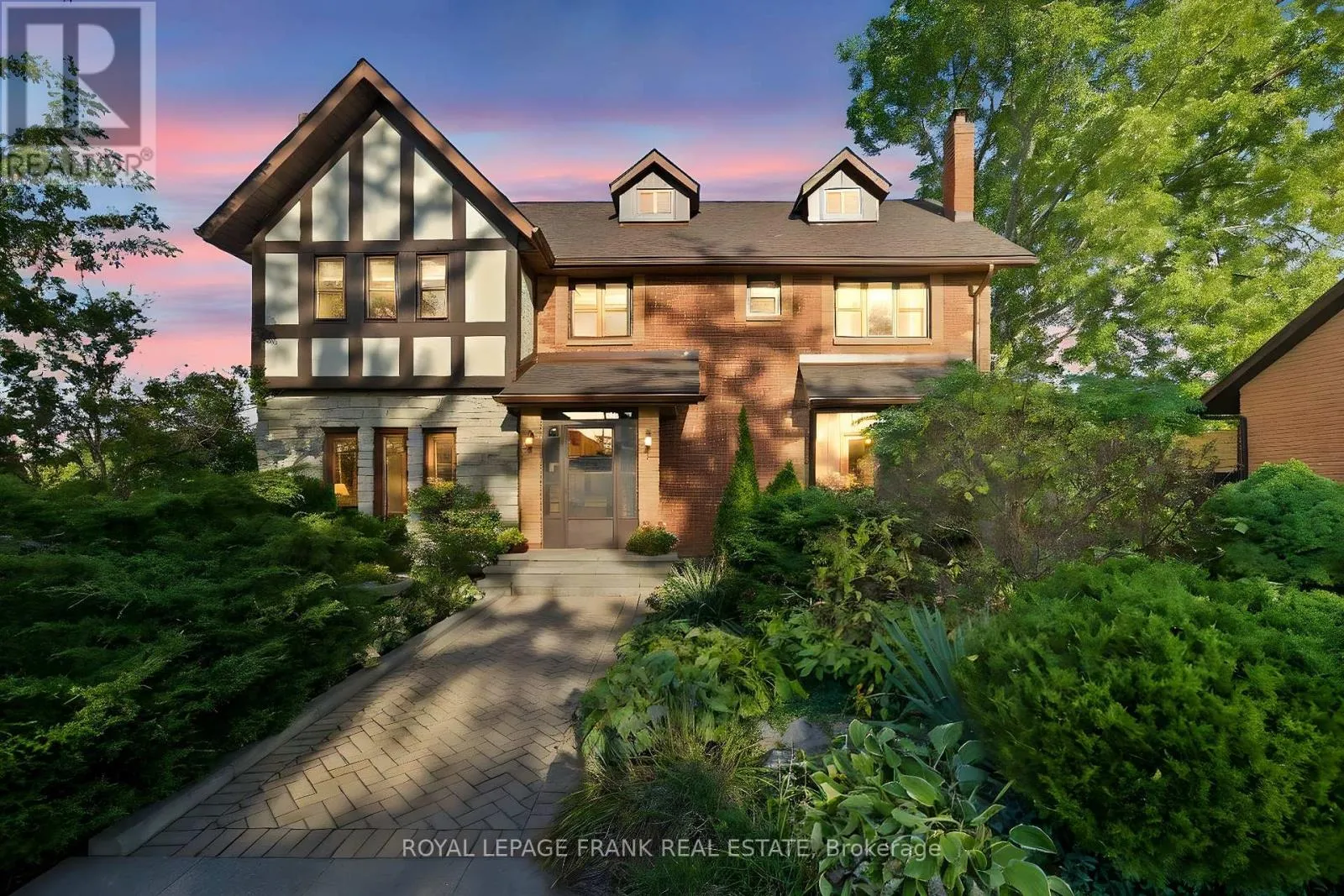 House for rent: 234 Angeline Street N, Kawartha Lakes, Ontario K9V 5E9