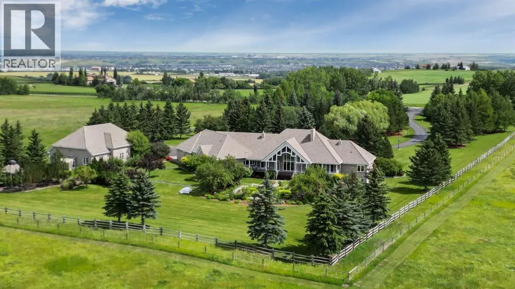 House for rent: 234009 48 Street W, De Winton, Alberta T0L 0X0