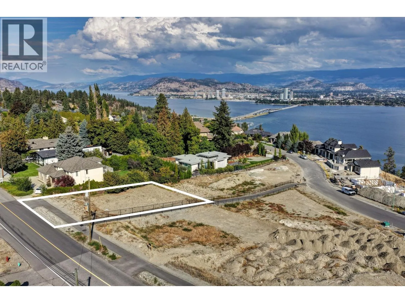 Other for rent: 2347 Thacker Drive, West Kelowna, British Columbia V1Z 1V6