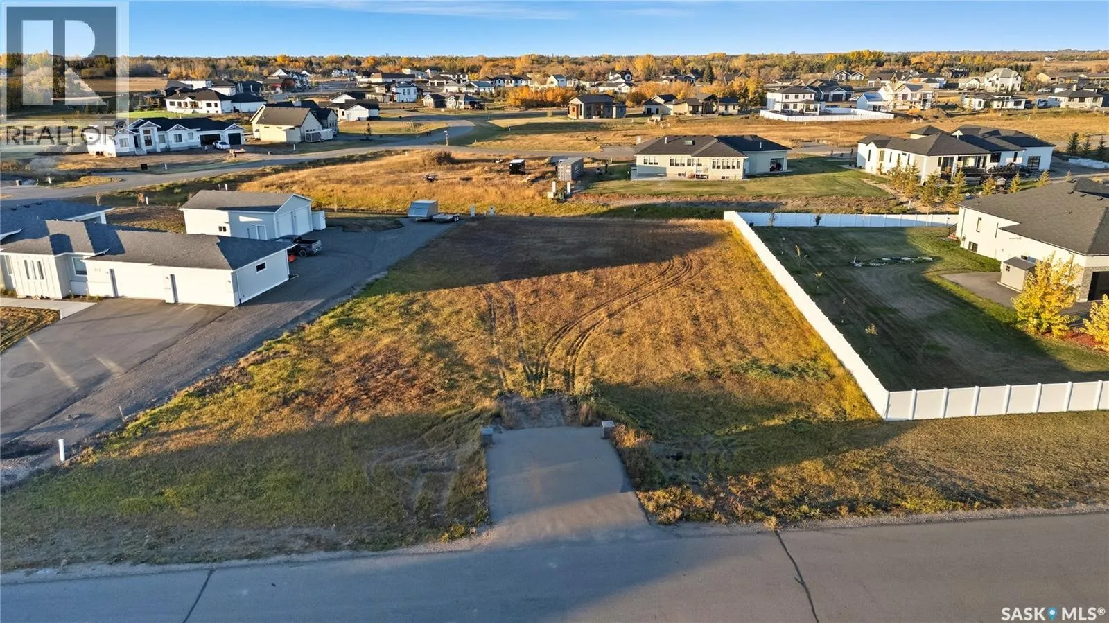 Unknown for rent: 235 Edgemont Crescent, Corman Park Rm No. 344, Saskatchewan S7T 0Z8