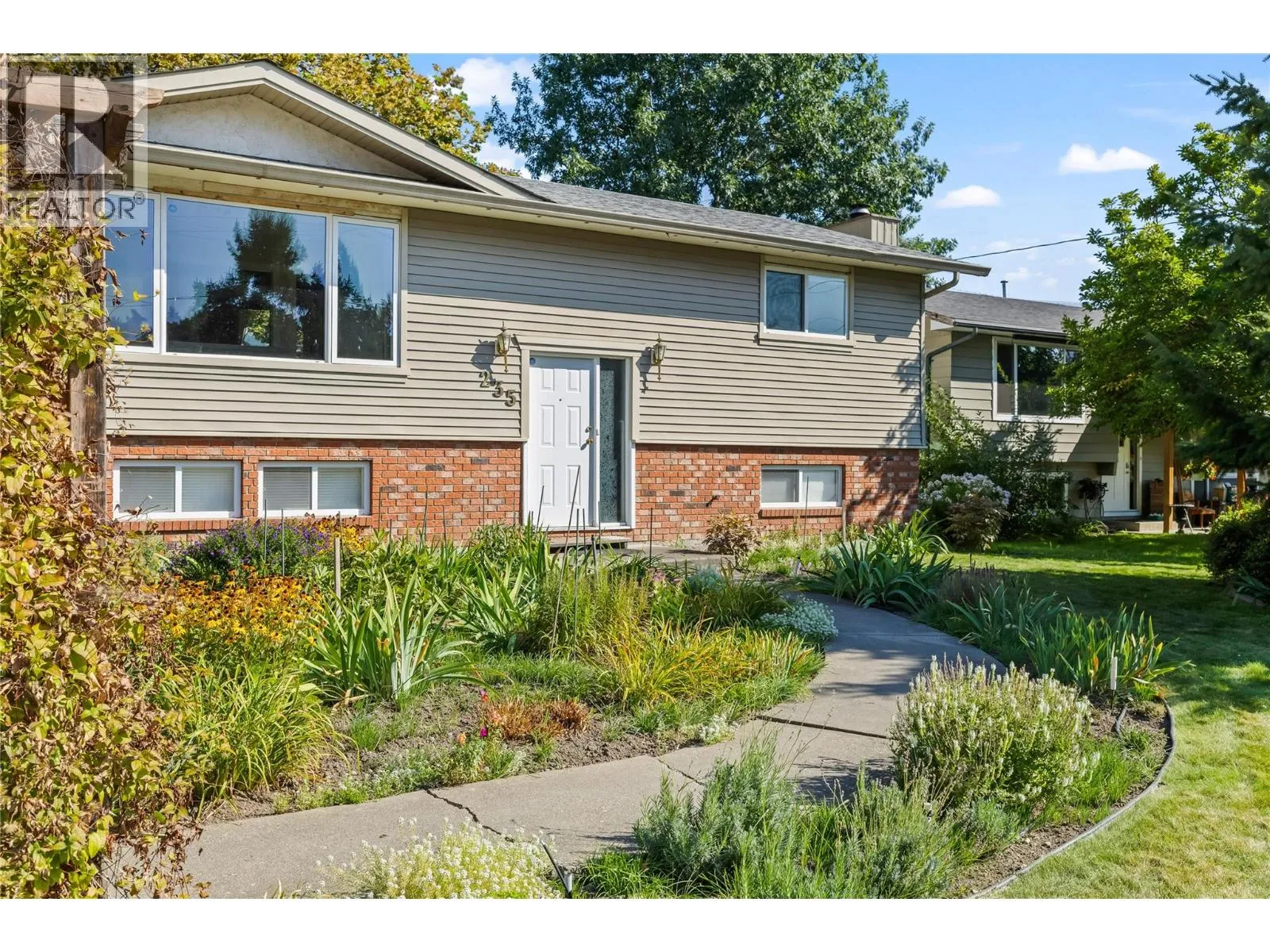 House for rent: 235 Kriese Road, Kelowna, British Columbia V1X 4Y2