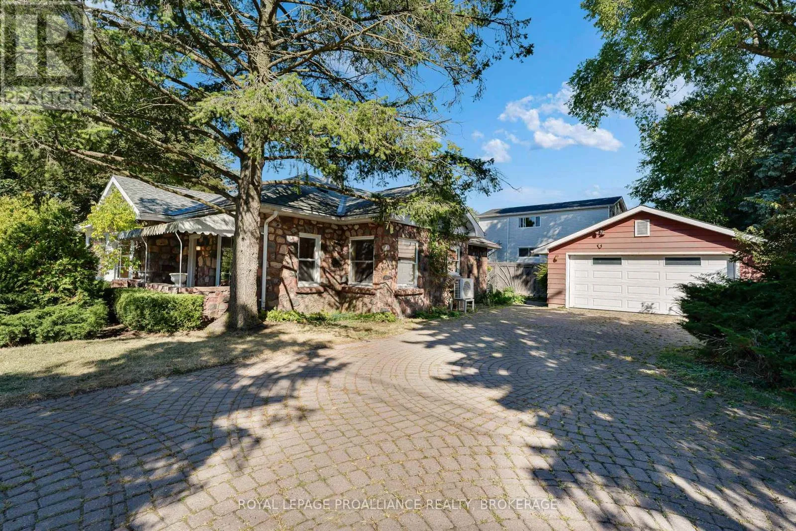 House for rent: 235 Park Street, Kingston, Ontario K7L 1K4