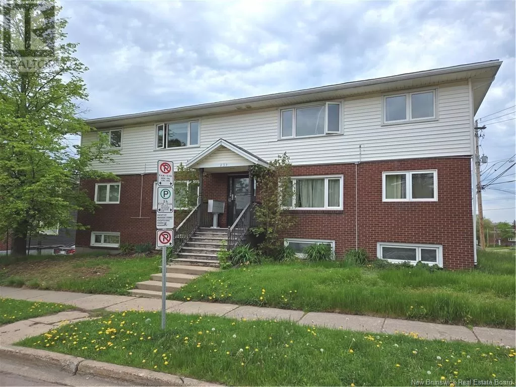 235 West Lane, Moncton, New Brunswick E1C 6V5