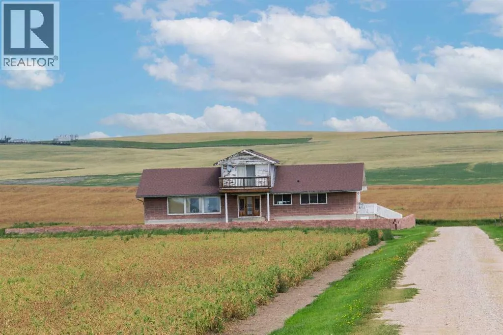 House for rent: 235030 Twp Rd 172, Rural Vulcan County, Alberta T0L 2B0