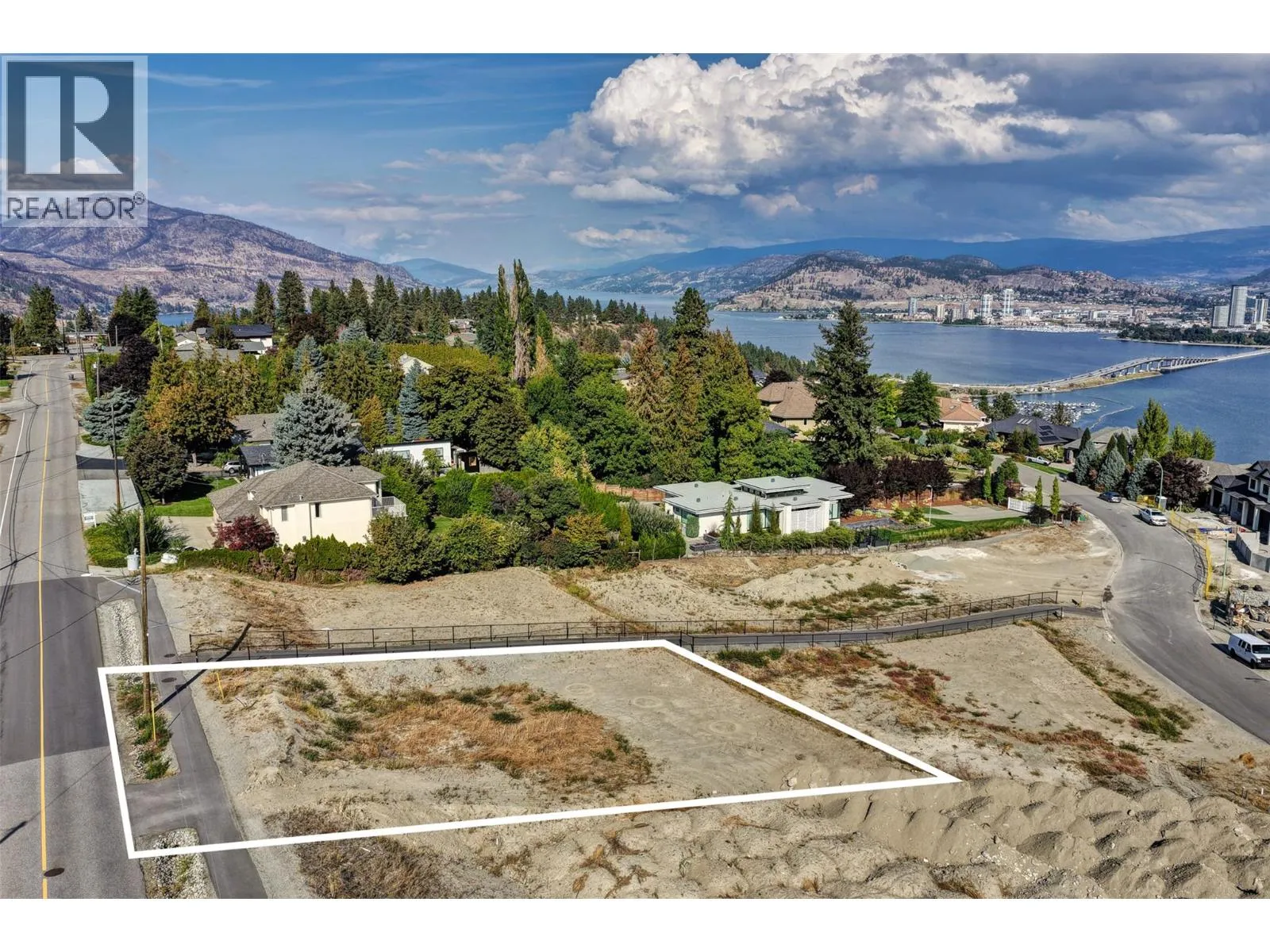 Other for rent: 2353 Thacker Drive, West Kelowna, British Columbia V1Z 1V6