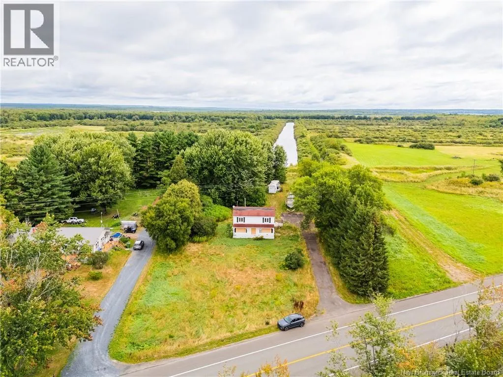 House for rent: 2359 Route 105, Sheffield, New Brunswick E3A 9K4