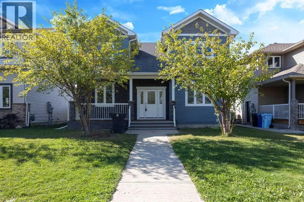 House for rent: 236 Falcon Drive, Fort McMurray, Alberta T9K 0R9