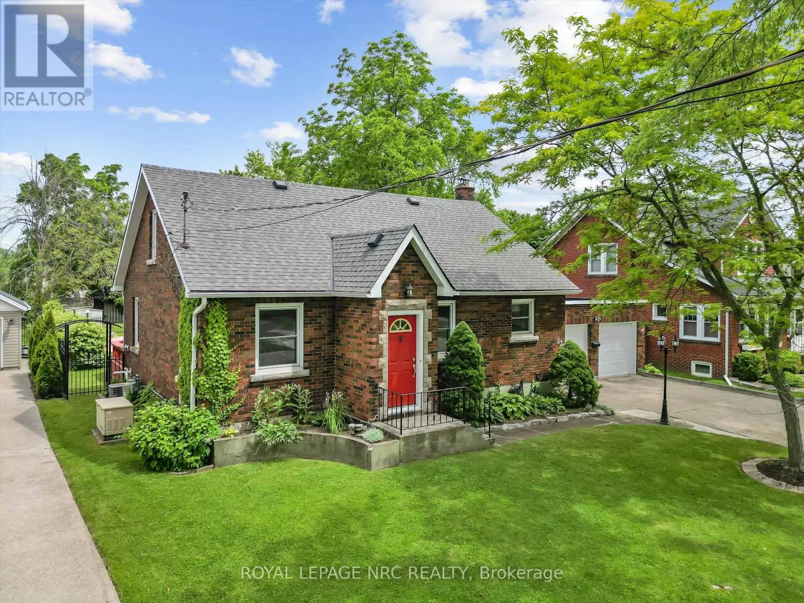 House for rent: 236 Highland Avenue, Fort Erie, Ontario L2A 2X7