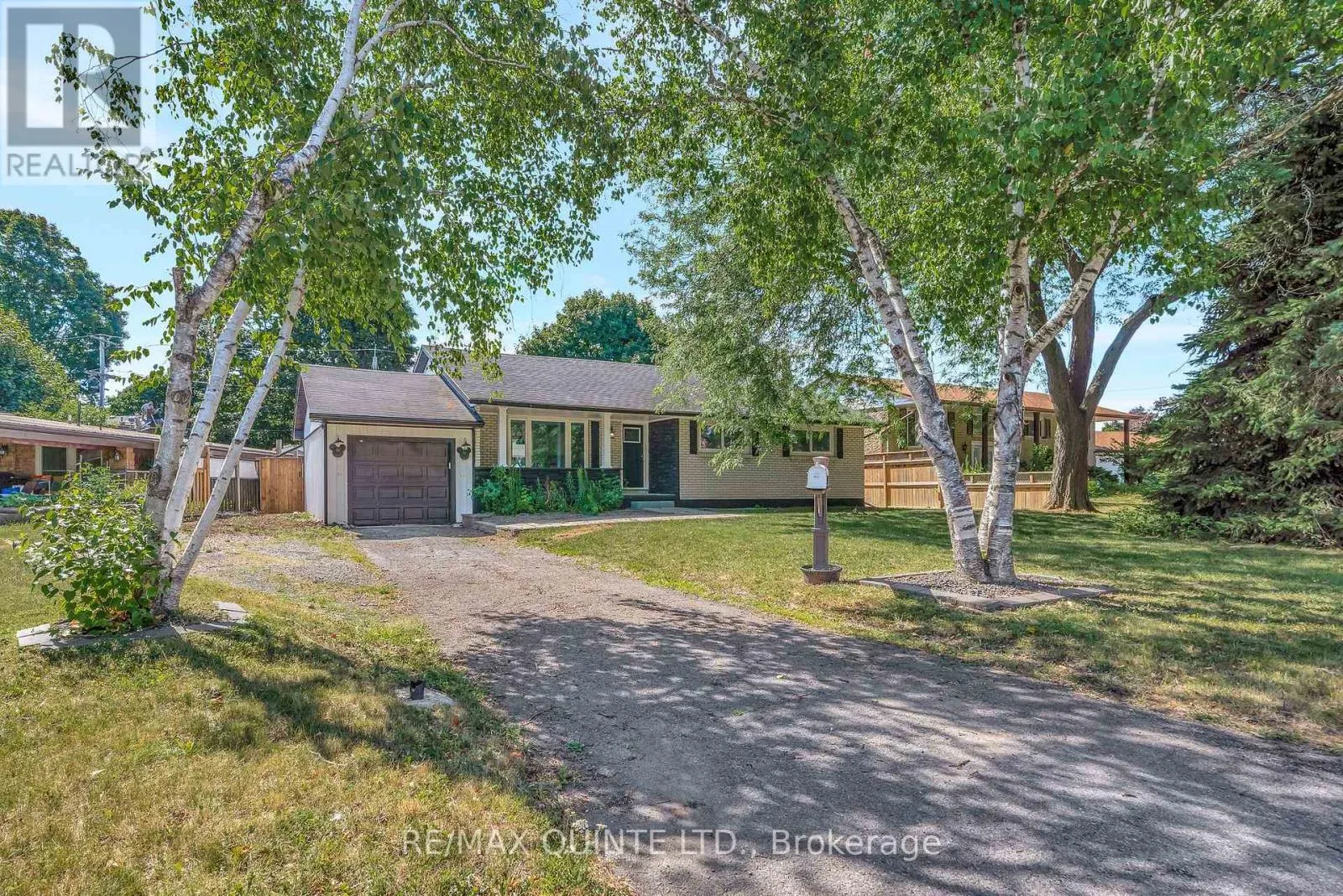 House for rent: 236 Mcgill Street, Quinte West, Ontario K8V 3K6