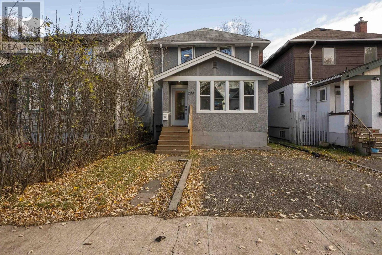 236 Syndicate Ave N, Thunder Bay, Ontario P7C 3V8