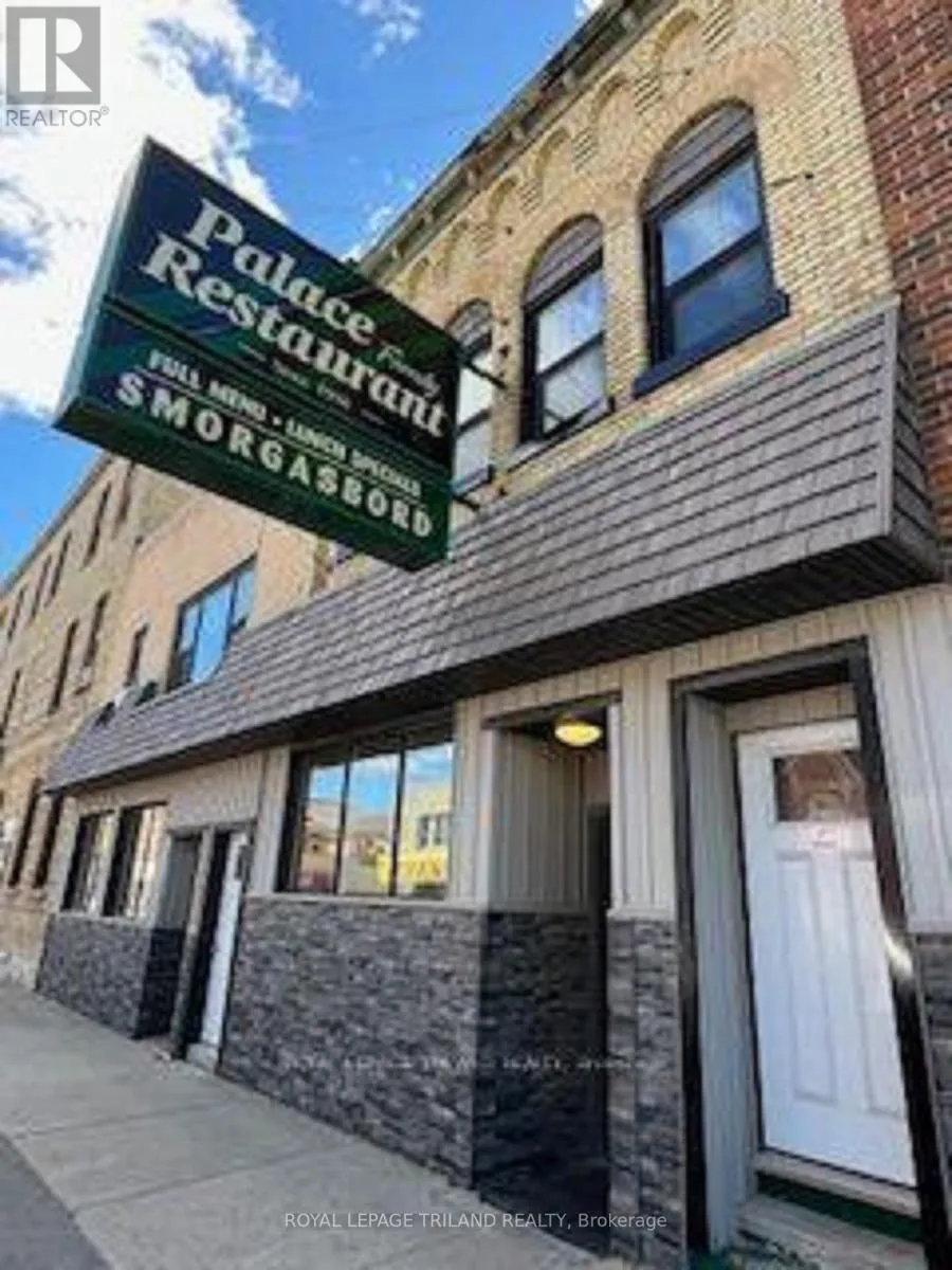 236-232 Main Street, Southwest Middlesex, Ontario N0L 1M0