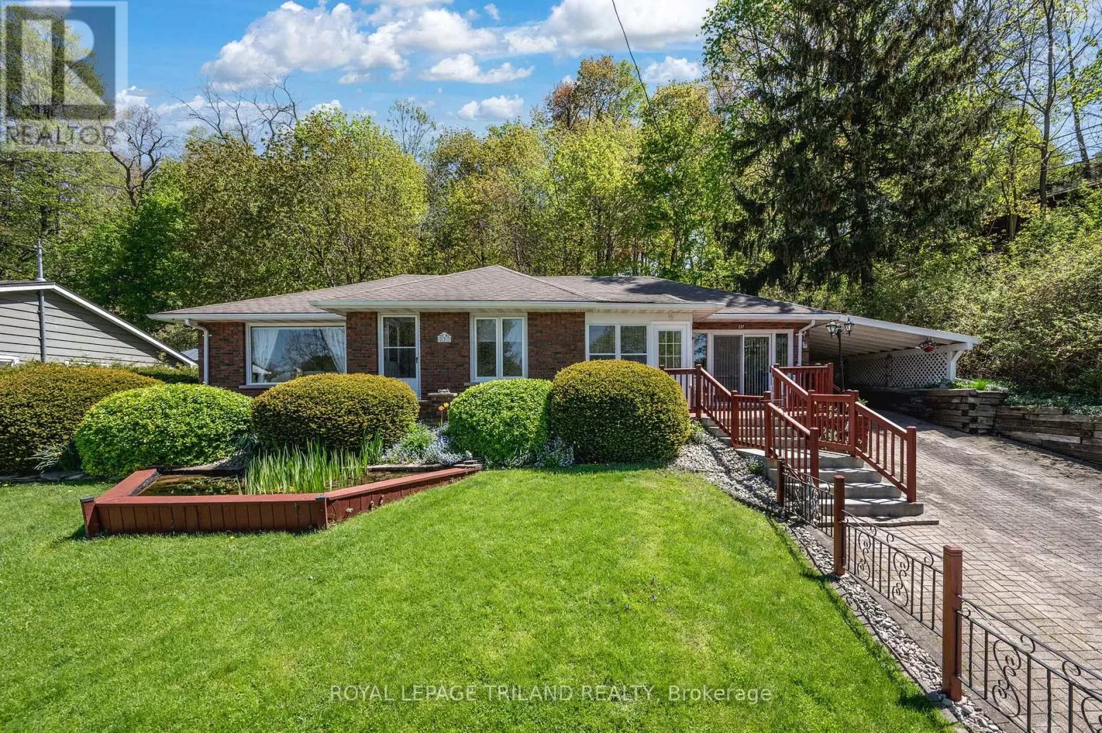 House for rent: 237 Frances Street, Central Elgin, Ontario N5L 1A8