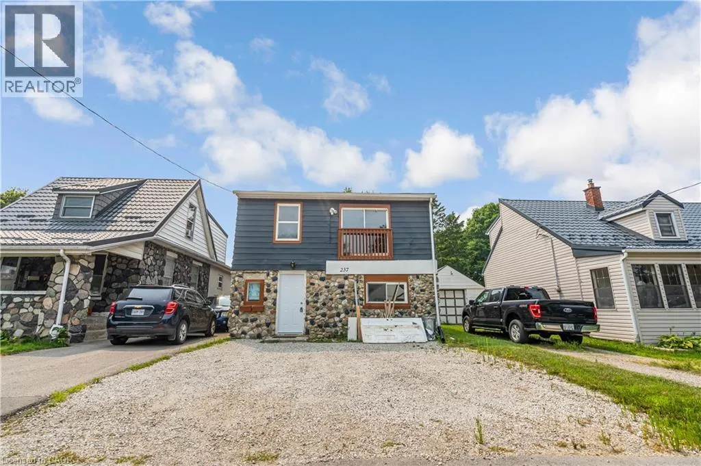 House for rent: 237 St. Julien Street, London, Ontario N5Z 2N2