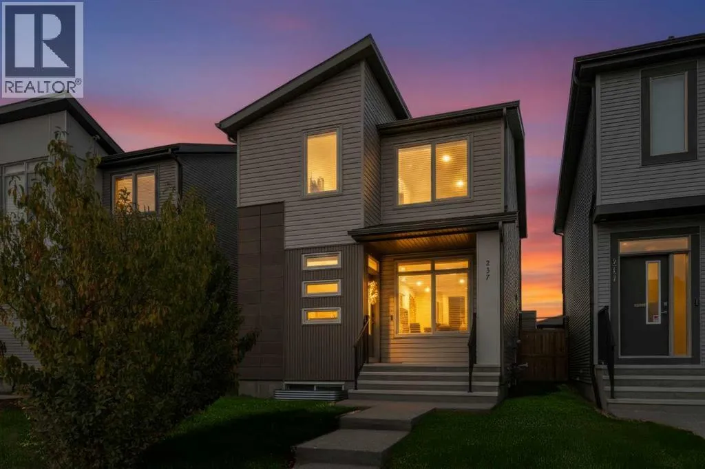 House for rent: 237 Walden Parade Se, Calgary, Alberta T2X 2A6