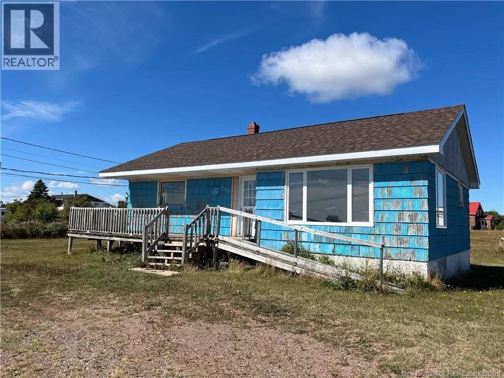 House for rent: 2379 Rte 305, Cap-Bateau, New Brunswick E8T 3H7