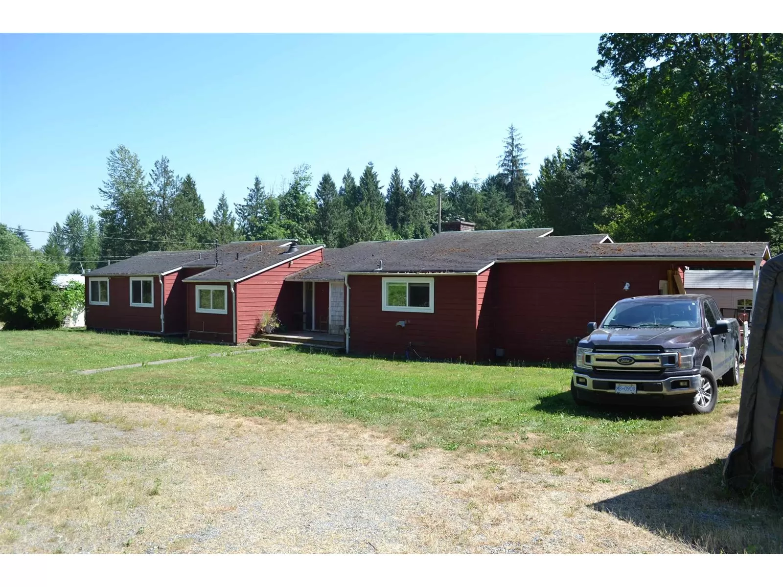 23796 16 Avenue, Langley, British Columbia V2Z 1K9